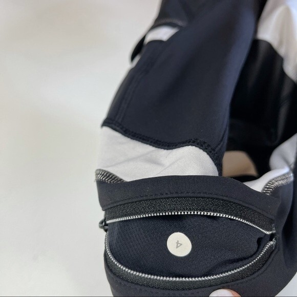 Lululemon Run Inspire Crop II All Full-On Luxtreme Black / White Leggings 4 - Picture 14 of 16